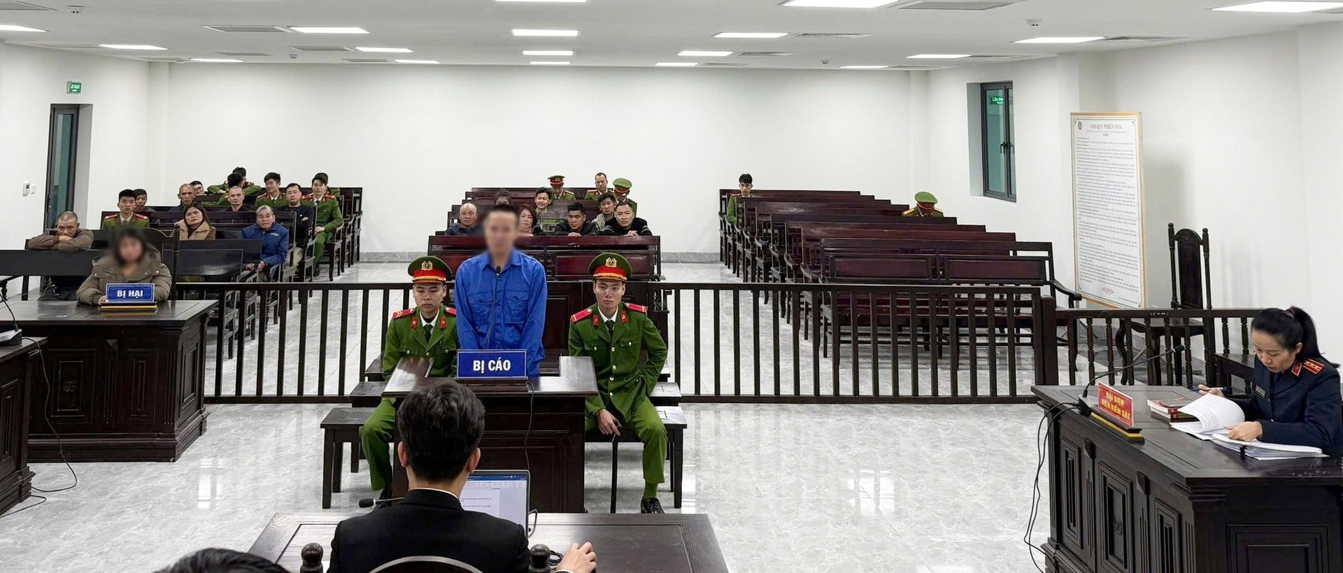 Cái kết cho kẻ dùng dao truy sát tình cũ - Ảnh 1.