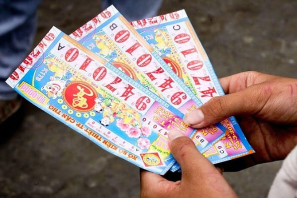 Trúng số độc đắc, giấc mơ đổi đời hóa bi kịch cay đắng cuốn trôi tình thân插图1 Trúng số độc đắc, giấc mơ đổi đời hóa bi kịch cay đắng