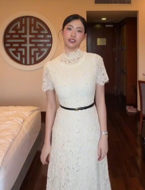 Hoa hậu Lương Thùy Linh bị trừ điểm vì bộ váy ren dự đám cưới Á hậu Phương Nhi插图3 luong-thuy-linh-3.jpg