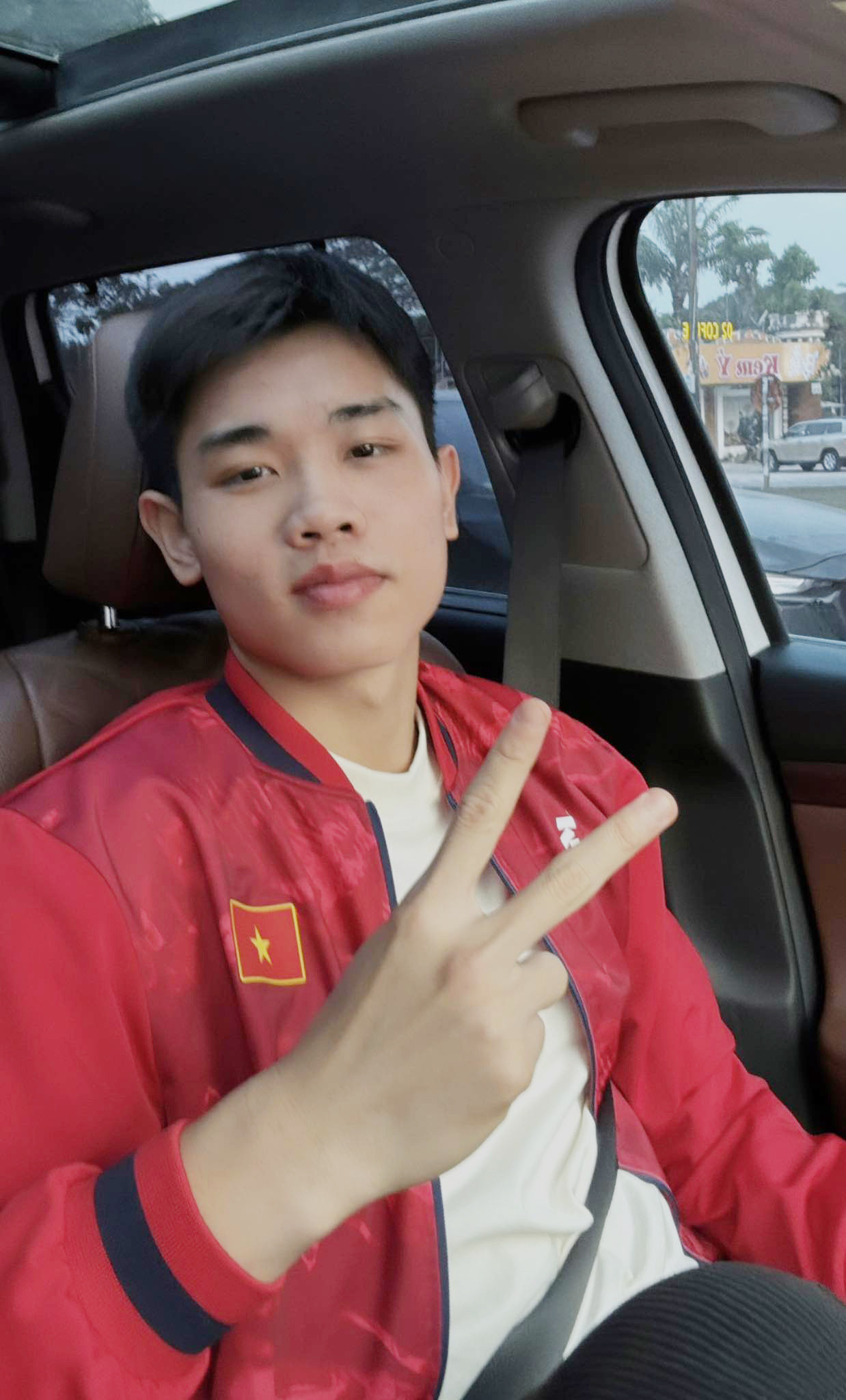 Cầu thủ Đình Bắc sở hữu khối tài sản đáng nể ở tuổi 22 - Ảnh 6.