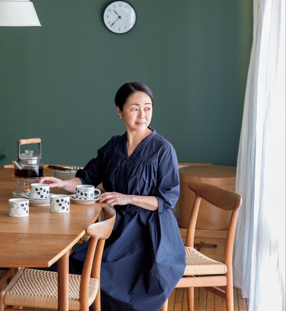 Không chồng con, tuổi già tôi sống hạnh phúc trong căn biệt thự khiến cả làng ghen tị - Ảnh 1.