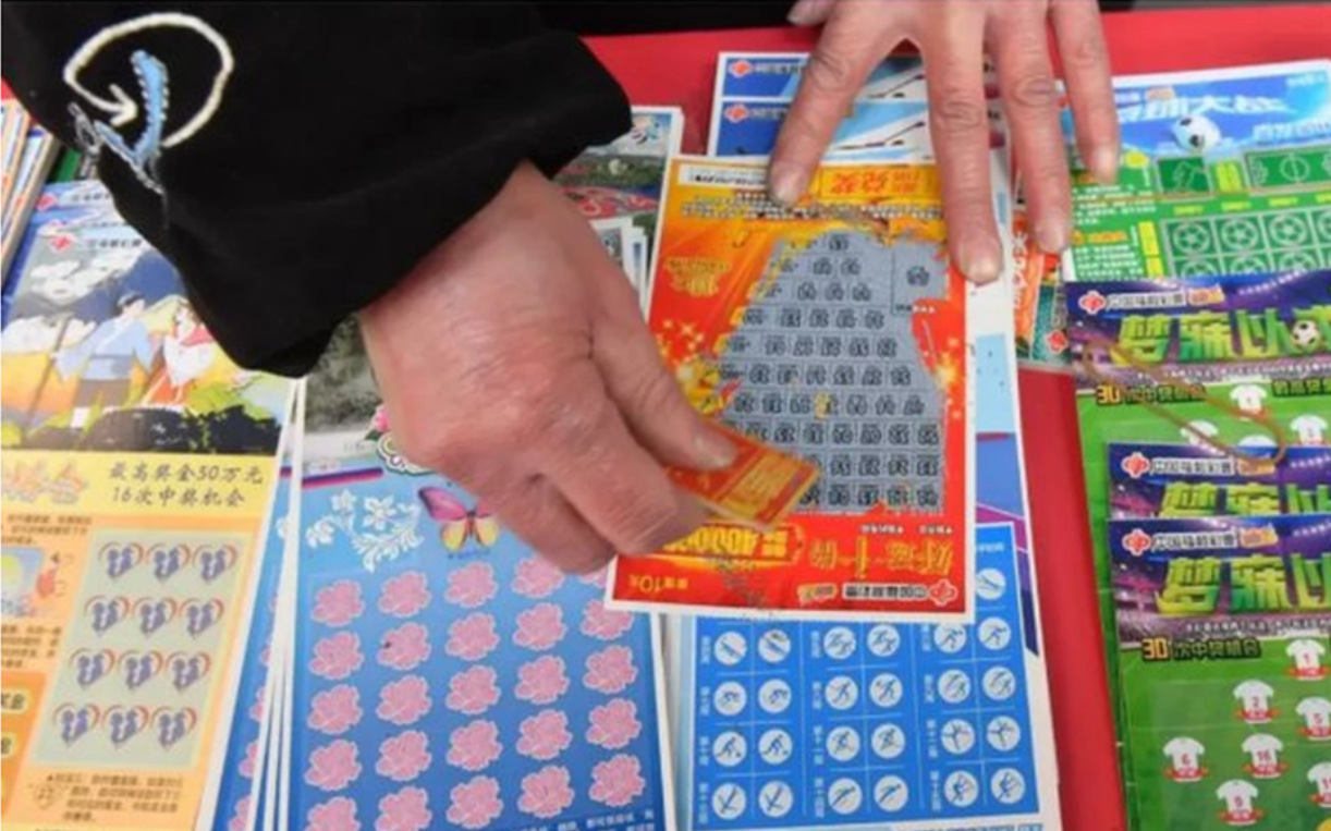 Trúng số 13 tỷ đồng, người đàn ông