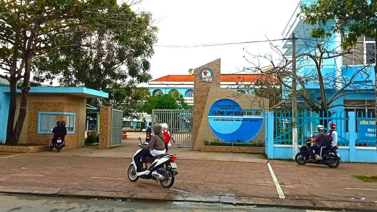 Kiểm điểm 11 người, có 5 nguyên lãnh đạo插图 image.jpg