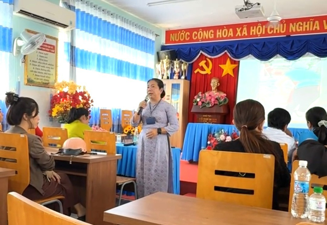 Chính quyền vào cuộc vụ thịt lợn không đảm bảo định tuồn vào trường học插图 bd-0.jpg