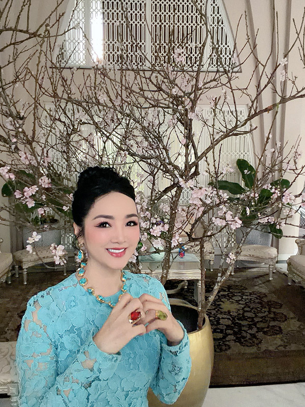 Tuổi U60, một hoa hậu Việt tích cực giảm cân để đón Tết 'ăn bánh chưng' - Ảnh 11.