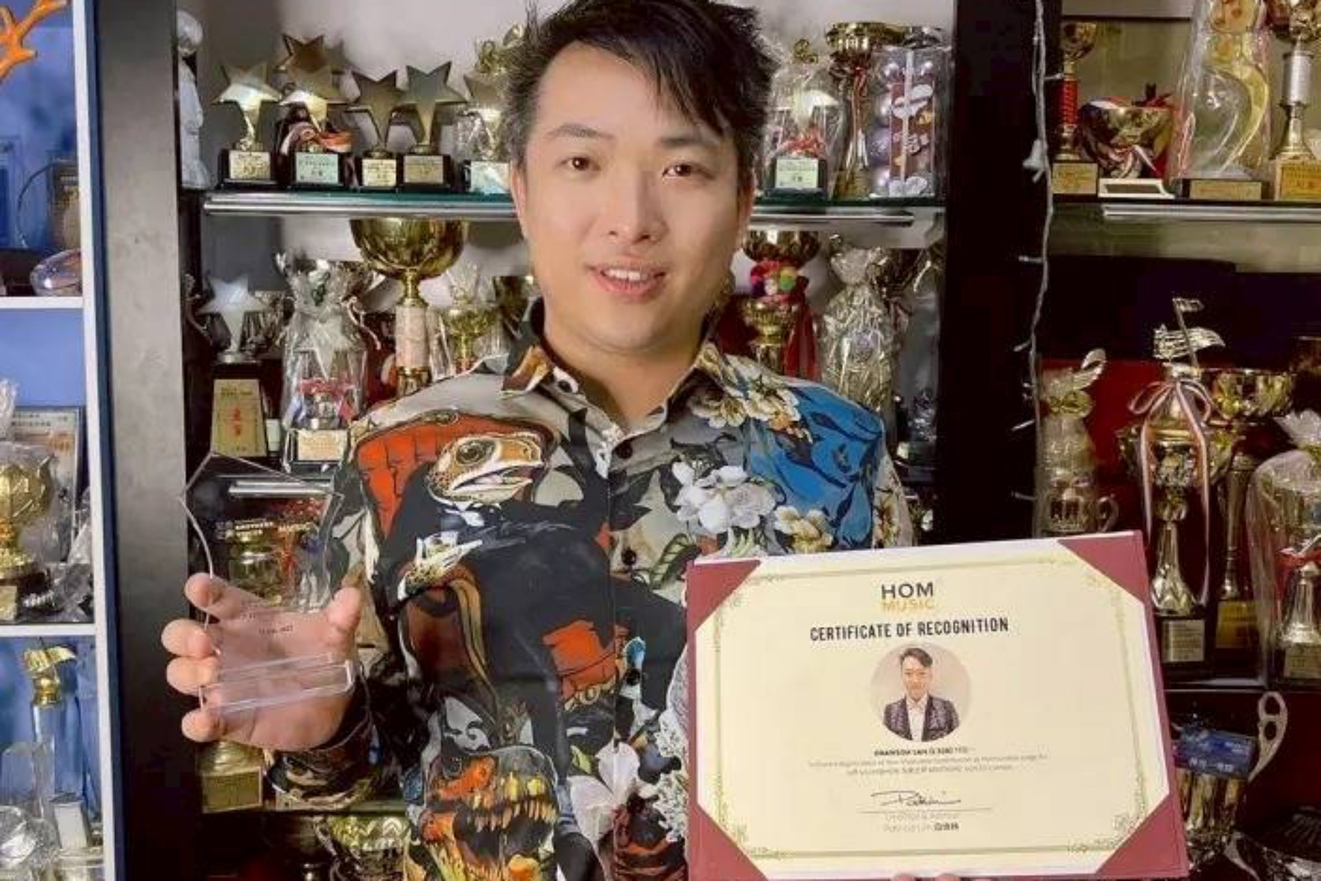 Ca sĩ Lâm Tuấn Nhất bị kết án 43 tháng tù giam插图 batch_176948057219239666_16434143476978217c5d792.jpg