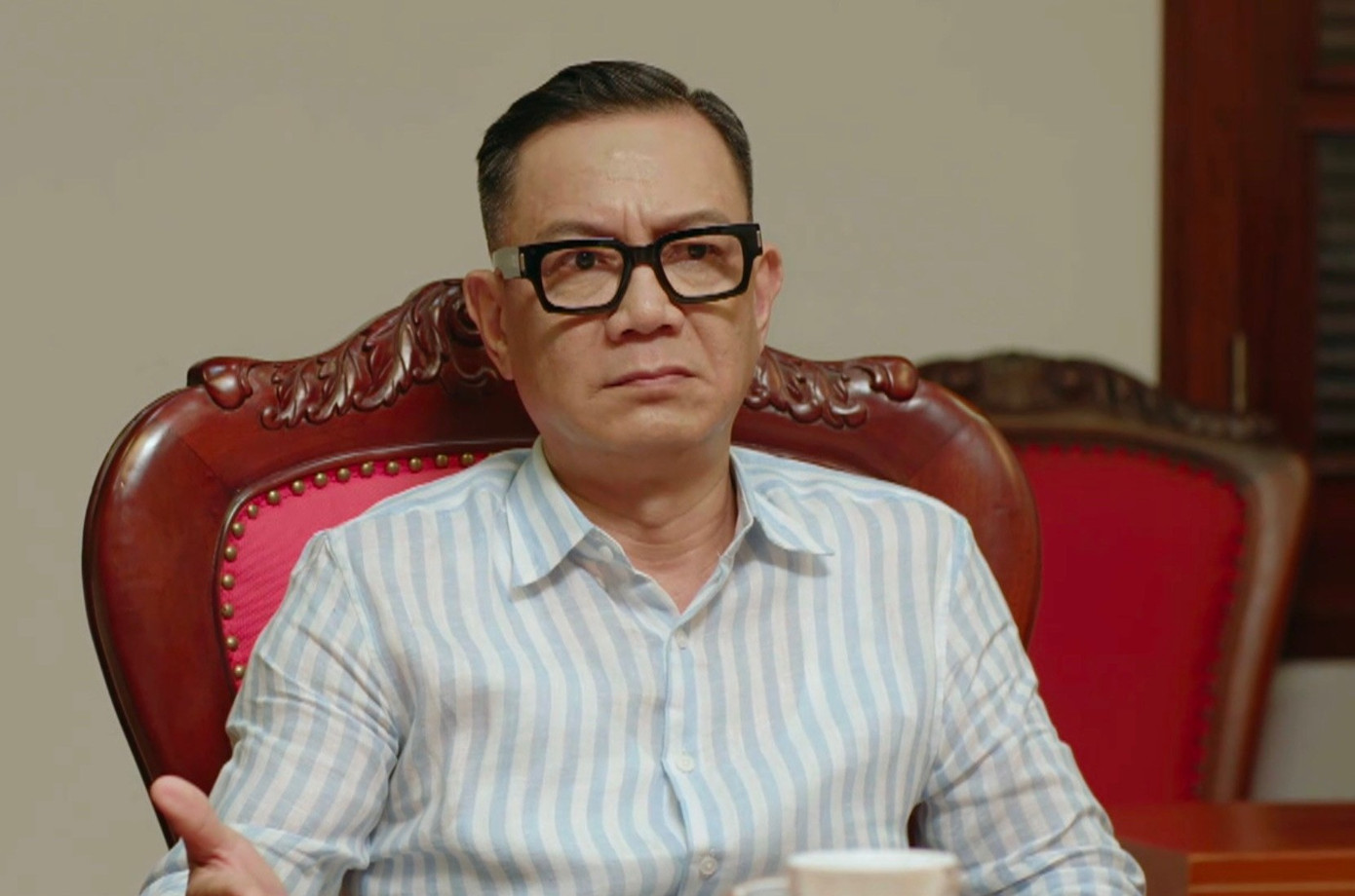 ‘Lằn ranh’ kịch tính, không còn nhận ra Mạnh Trường插图 607118490-10230947268971901-248897113116975182-n.jpg