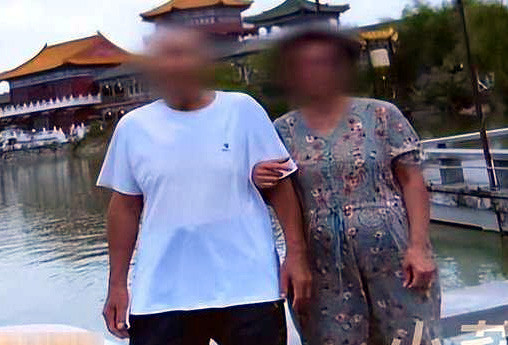 Ông lão 81 tuổi sa lưới tình, 4 ngày chi gần 400 triệu đồng cho bạn gái插图 luoitiinh 473.jpg