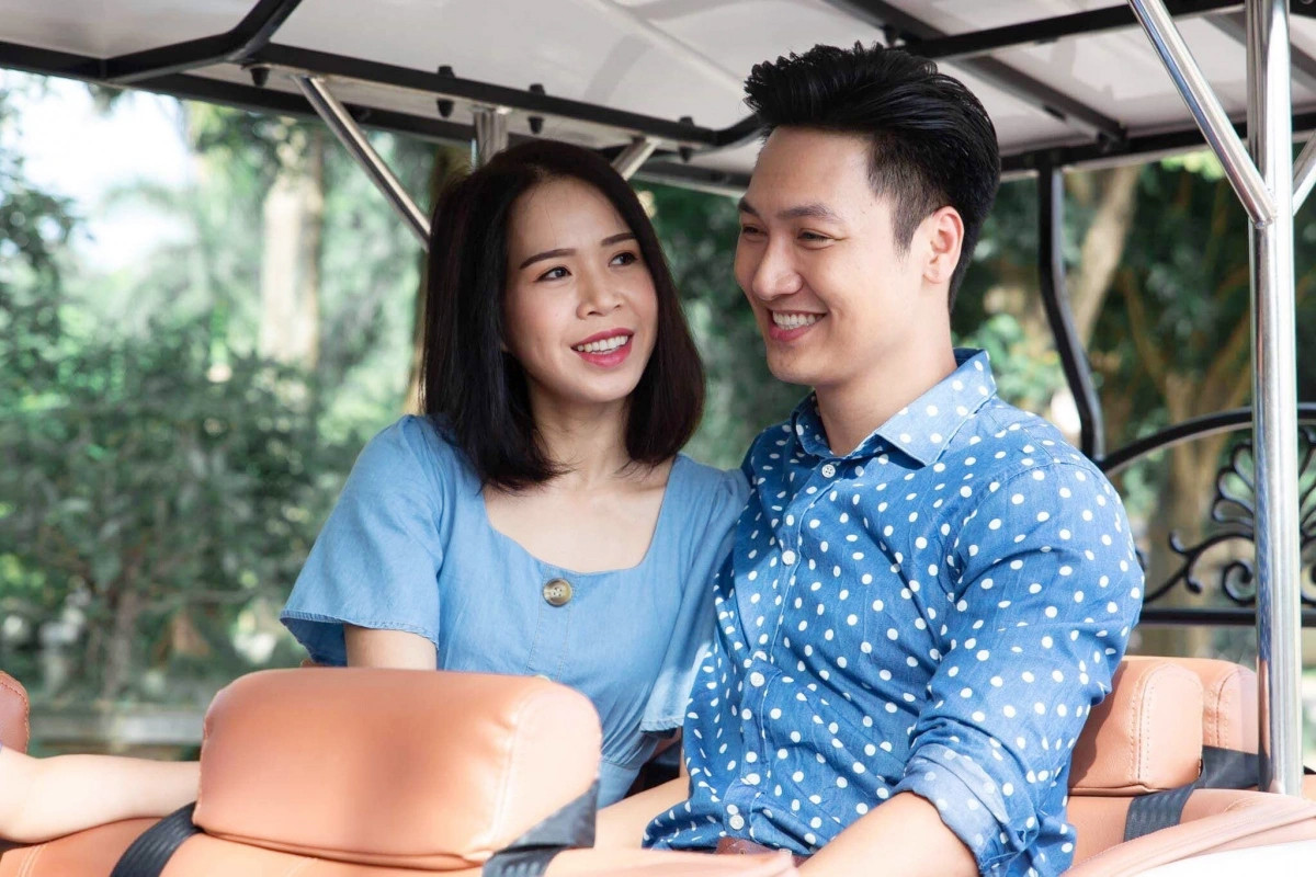 Hé lộ bên trong căn biệt thự thông tầng sang chảnh của