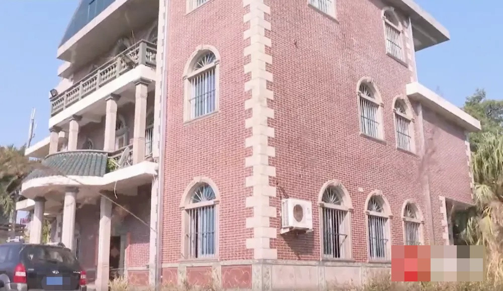 biệt thự bị chiếm dụng 0