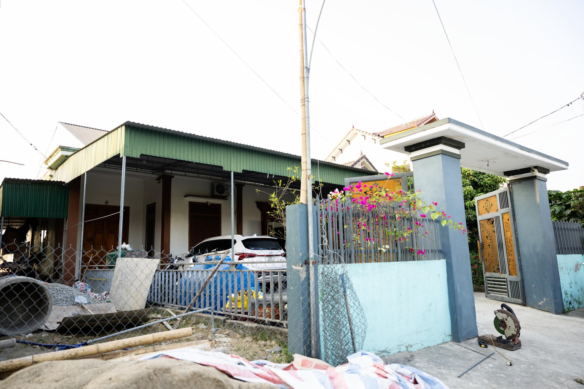 Đình Bắc và Ngôi nhà giản dị 37 tỷ như cung điện ở Nghệ An - Ảnh 4.