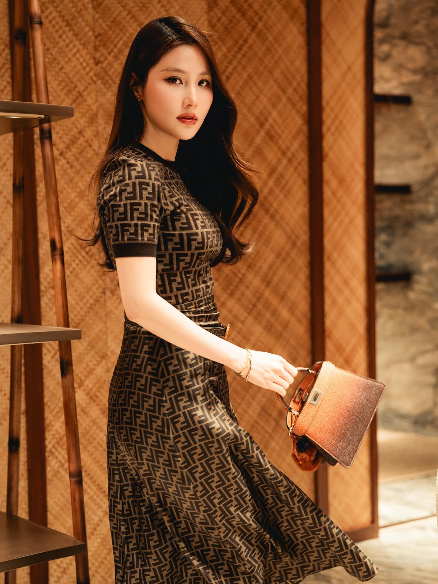 Một năm sau ngày sinh quý tử, sắc vóc nữ diễn viên tuổi Ngọ thay đổi ngỡ ngàng - Ảnh 9.