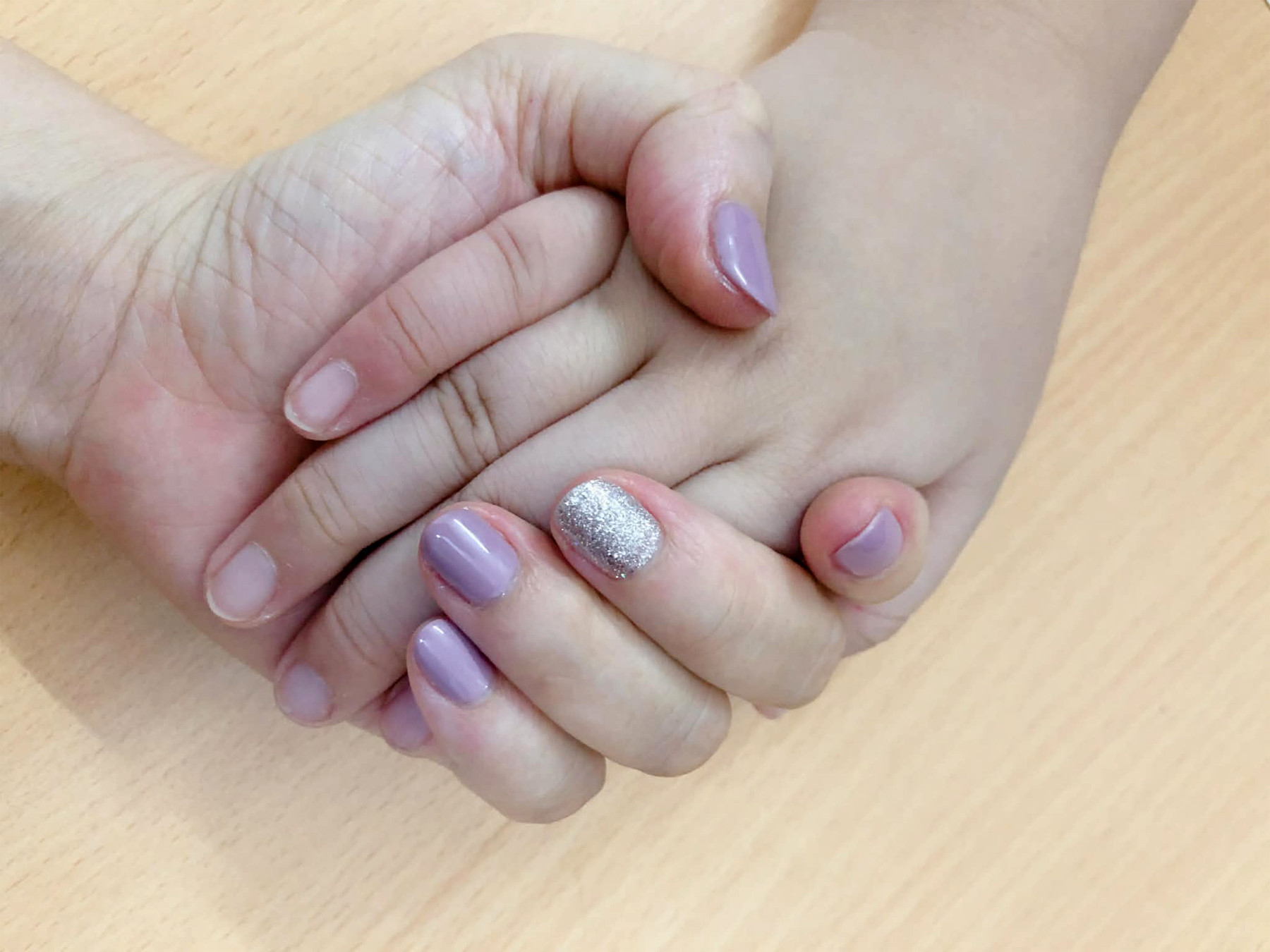 ban tay mong tay.jpg