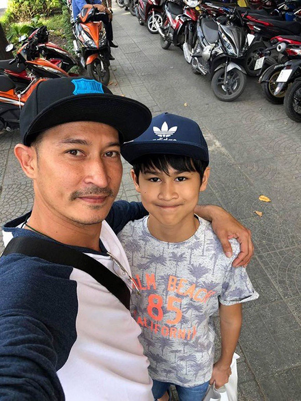 Diện mạo tuổi tròn đôi mươi của con trai Huy Khánh - Ảnh 3.