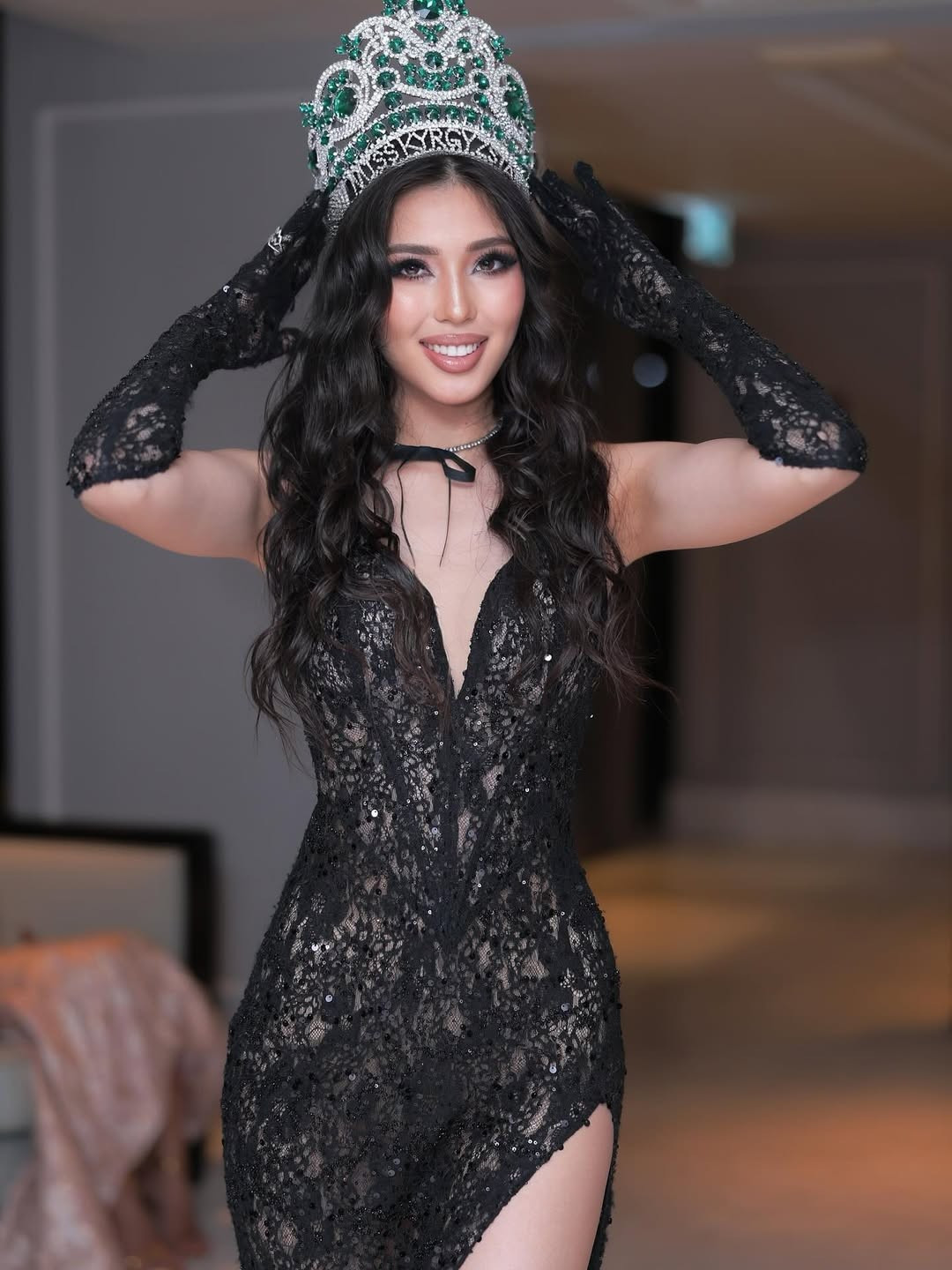 7 thí sinh đầu tiên của Hoa hậu Hoàn vũ 2026插图16 568773538-17981333156870281-5595131039043170522-n.jpg