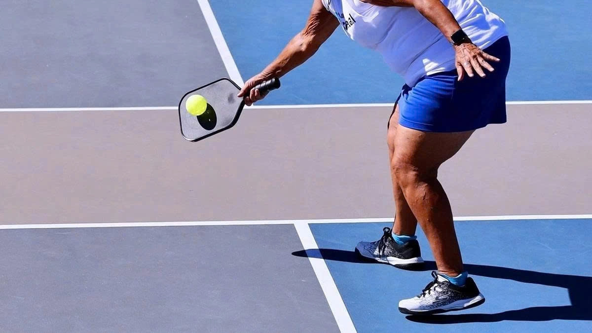 Dấu hiệu cảnh báo vỡ túi ngực khi chơi pickleball插图1 Dấu hiệu cảnh báo vỡ túi ngực khi chơi pickleball插图1