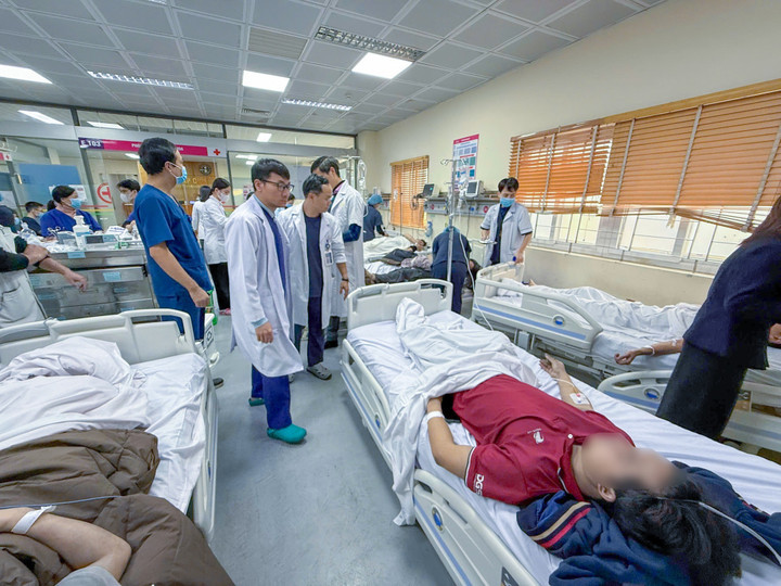 15 nạn nhân vụ cháy ngõ 82 Trần Cung đang được theo dõi sức khoẻ.