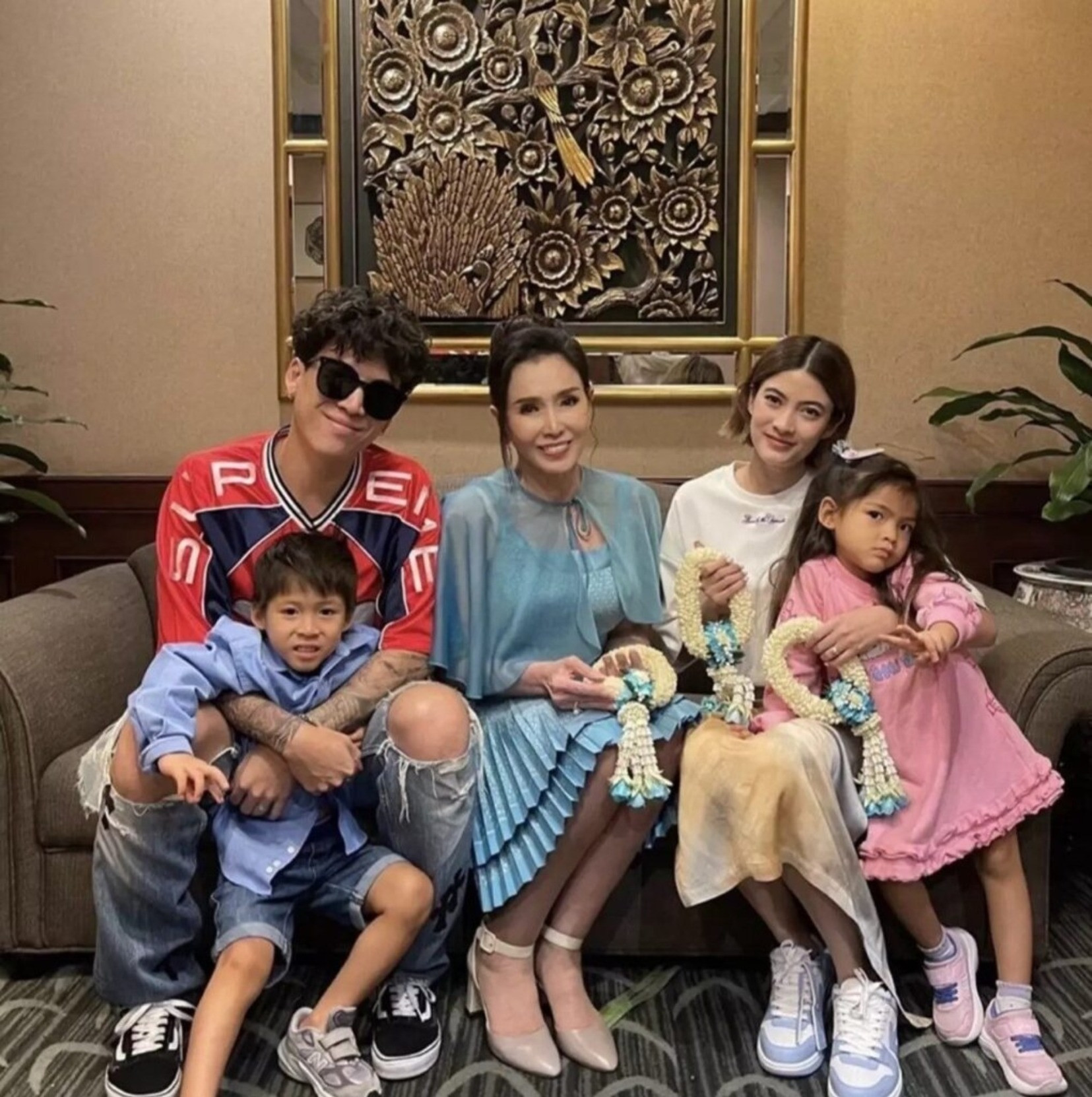 2 đời chồng, Hoa hậu 79 tuổi vẫn đẹp mặn mà, được ví như “viên ngọc quý phương Đông” - Ảnh 6.