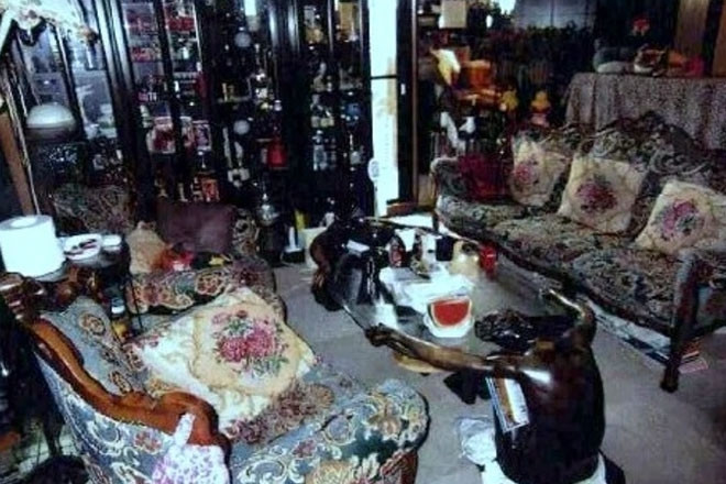 Người phụ nữ xấu xí lột xác xinh đẹp nhờ 13 năm chụp ảnh selfie để 'sửa mình'插图5 Người phụ nữ xấu xí lột xác xinh đẹp nhờ 13 năm chụp ảnh selfie để 'sửa mình'插图5