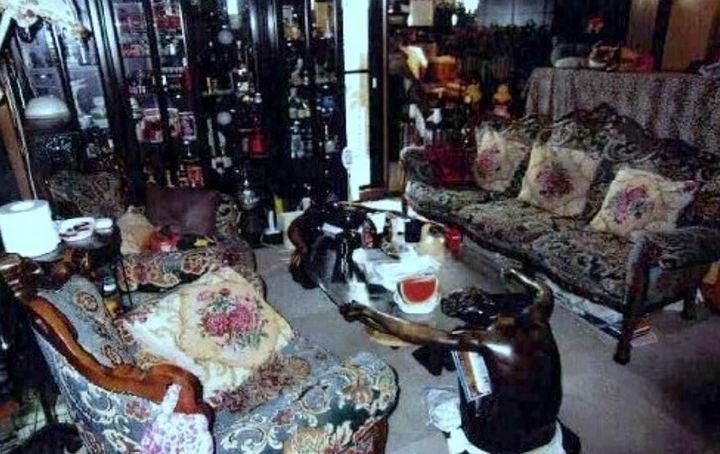 Bên trong căn penthouse nơi bà Sumida giam giữ nhiều nạn nhân. (Nguồn: Asahi Shimbun)