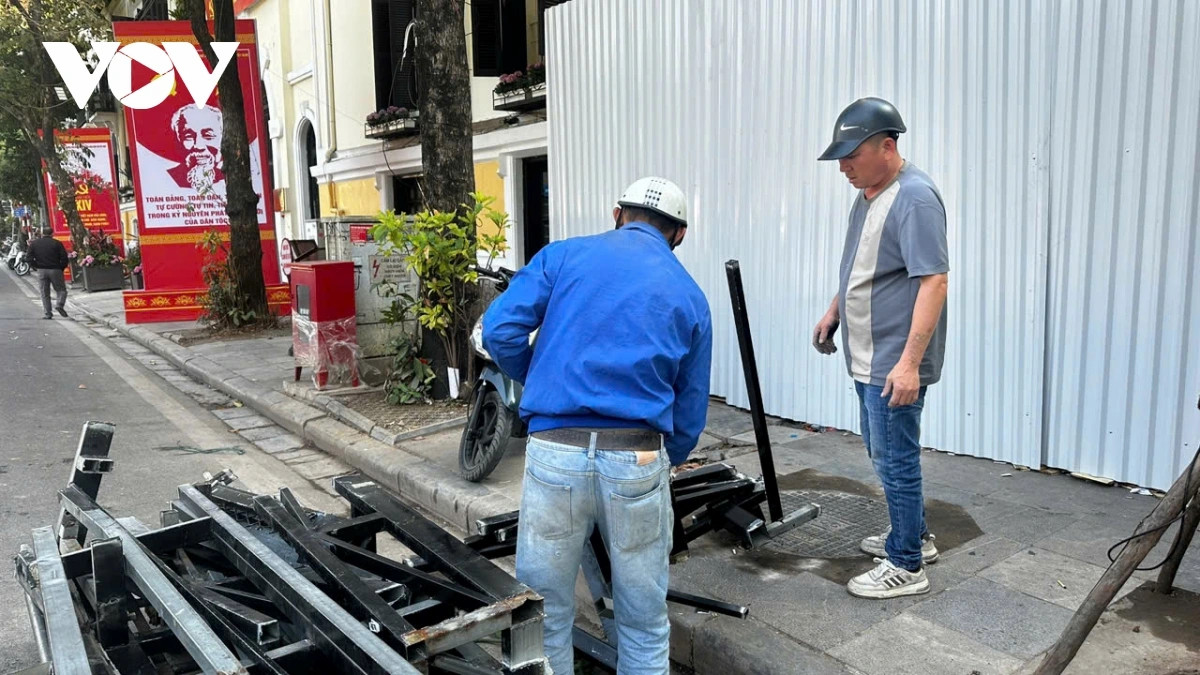 nguoi dan thu don do dac, ban giao mat bang phia Dong ho hoan kiem, ha noi hinh anh 9