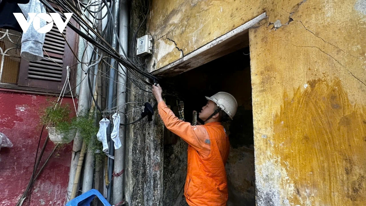 nguoi dan thu don do dac, ban giao mat bang phia Dong ho hoan kiem, ha noi hinh anh 12