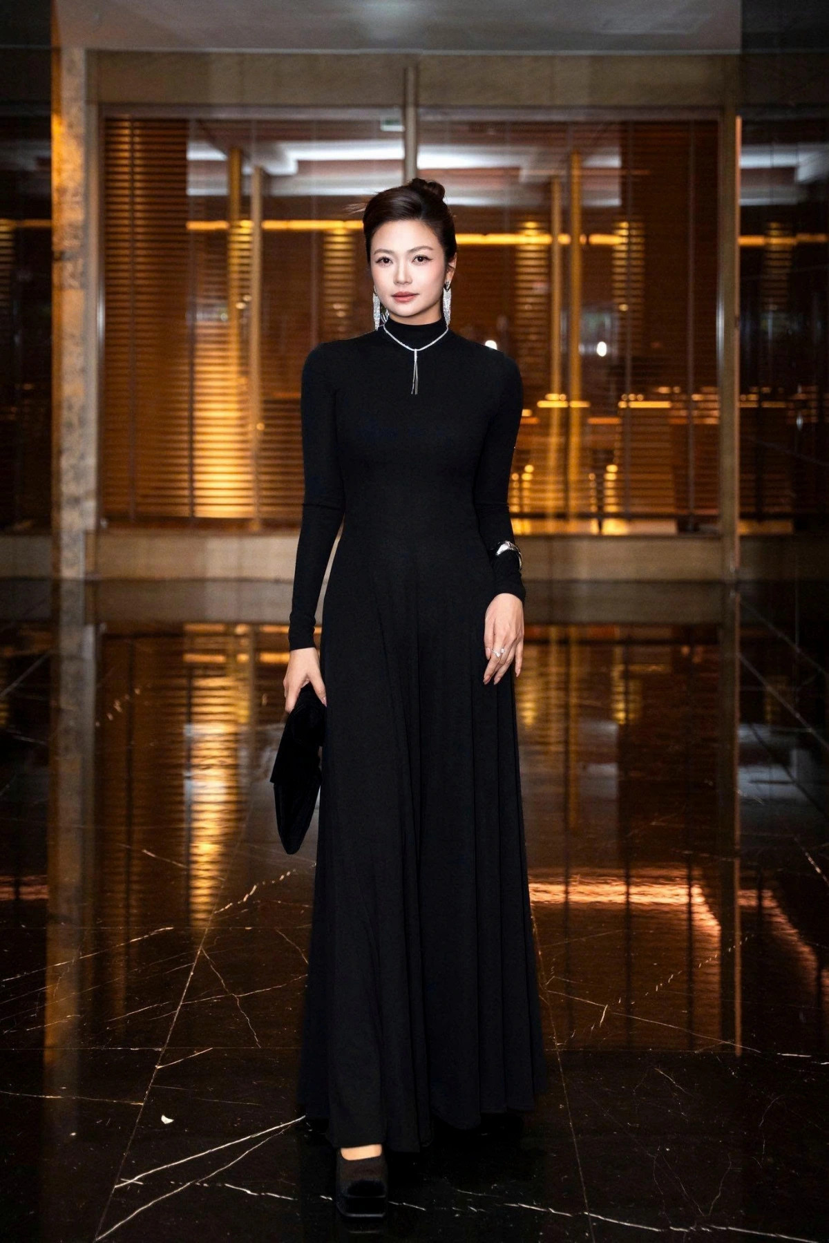 nsUt kieu anh gay chu y voi nhan sac cong chua u50 trong gia dinh trai dau hinh anh 1