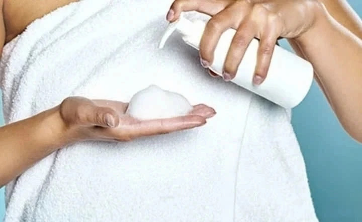 Mỹ phẩm bị thu hồi do chứa thành phần không có trong hồ sơ công bố. (Ảnh minh họa)