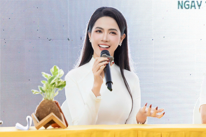 Phan Thị Mơ vẫn hoạt động nghệ thuật, phát triển kinh doanh và tham gia các chương trình cộng đồng.