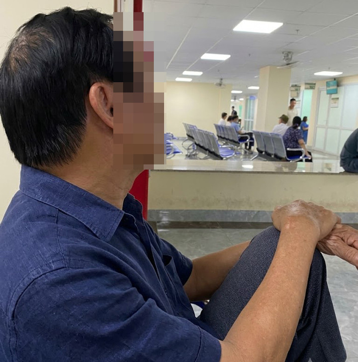 Vừa mở mắt đã nặng đầu chuyện kiếm tiền bào mòn sức khỏe ‘người trụ cột’ (Ảnh: NVCC)