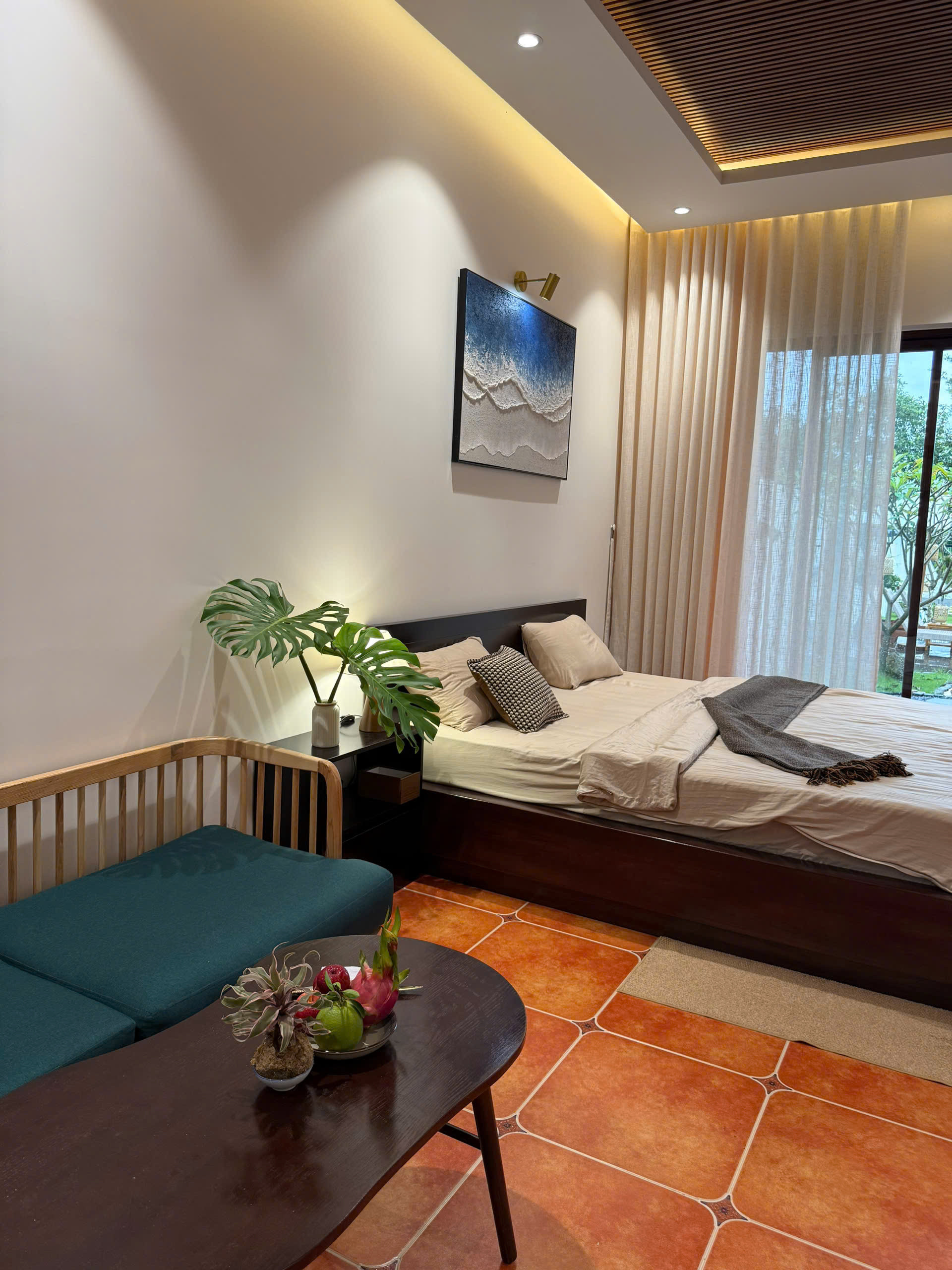 https://static-images.tintuconline.com.vn/vps_images_publish/00002/000012/2026/10/18/vo-chong-tphcm-xay-nha-vuon-500m2-khong-moi-chan-chung-goi-chi-phi-850-trieu-b29949b054294804aef2d26cb994c269-76.jpg