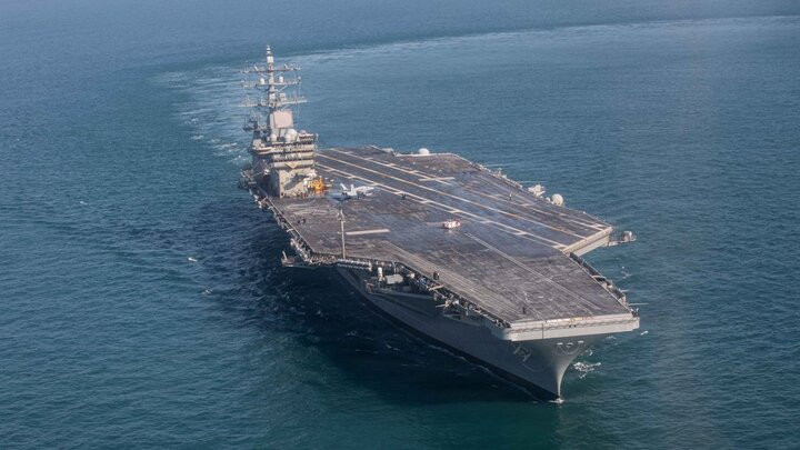 Tàu sân bay lớp Nimitz USSDwight D. Eisenhower. Ảnh The War Zone