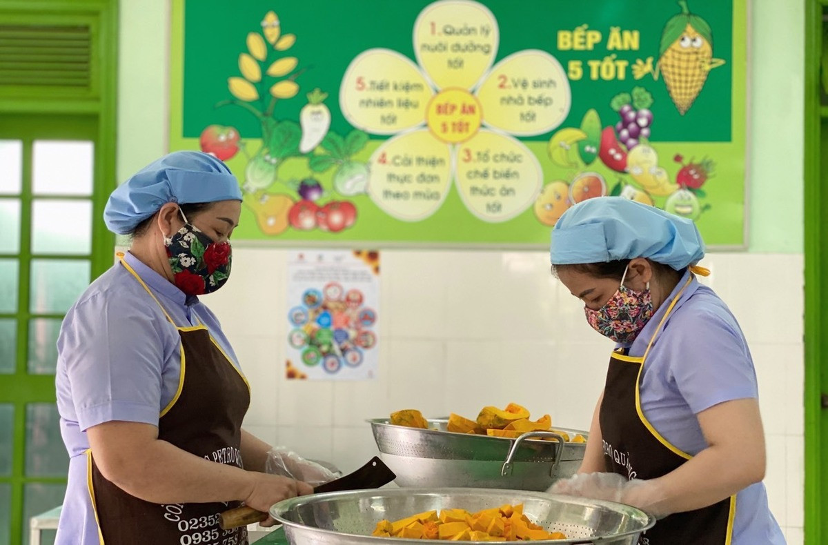 Phát hiện bao bì thịt trâu Ấn Độ, phụ huynh xuyên đêm canh kho yêu cầu kiểm tra插图4