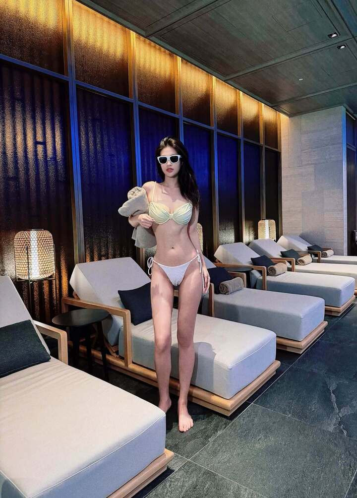 Thiên Ân chia sẻ, hiện cô hài lòng với cuộc sống và ưu tiên sự bình yên, thoải mái trong đời tư. Cô đang từng bước mở rộng con đường diễn xuất, thử sức với nhiều dạng nhân vật và không muốn chỉ được nhớ đến với danh hiệu hoa hậu.