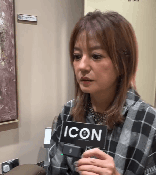 ngo-ngang-ngoai-hinh-hien-tai-cua-en-nho-trieu-vy-sau-lenh-phong-sat-va-cu-soc-ly-hon-dspl-2-1792588826.png
