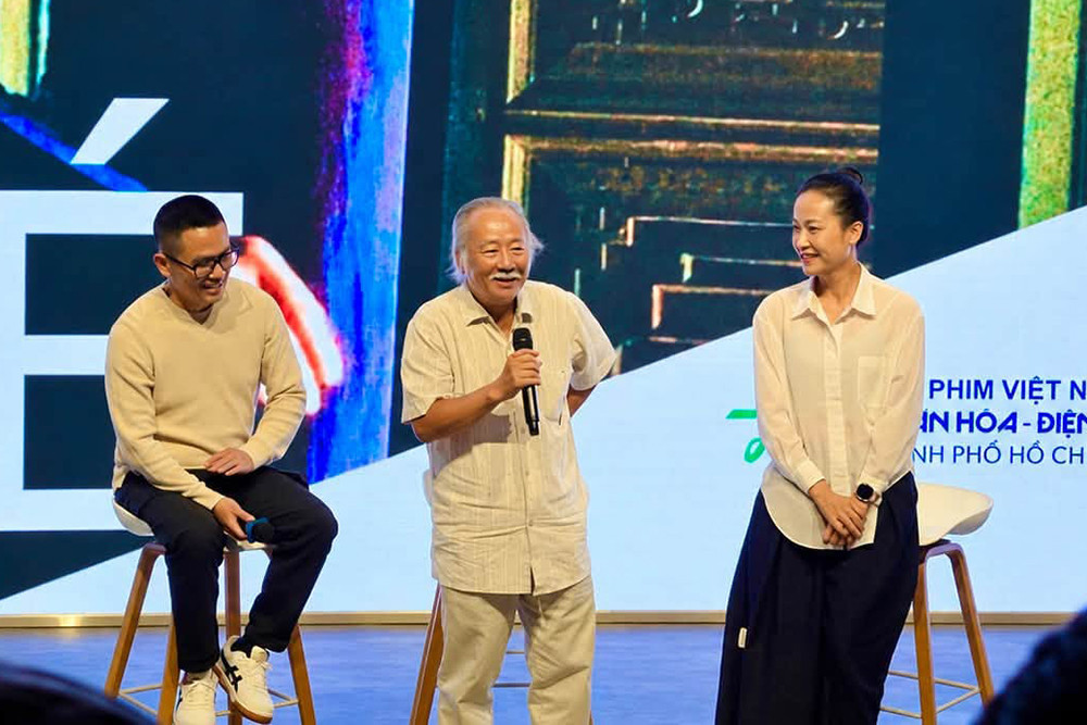 Hong Anh 3.jpg
