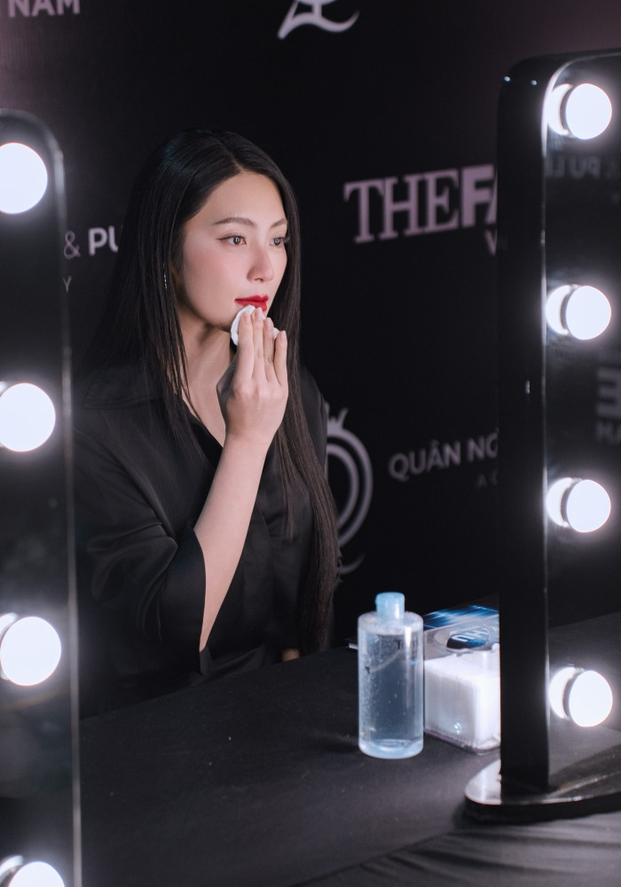 Hot girl người Tày học trò Anh Thư bị Võ Hoàng Yến loại thẳng tại The Face插图4 https://static-images.vnncdn.net/vps_images_publish/000001/000003/2026/10/26/batch-18-dieu-nay-cung-dong-nghia-voi-viec-nong-thi-hang-mot-trong-nhung-ga-chien-sang-gia-cua-team-anh-thu-phai-noi-loi-697.jpg
