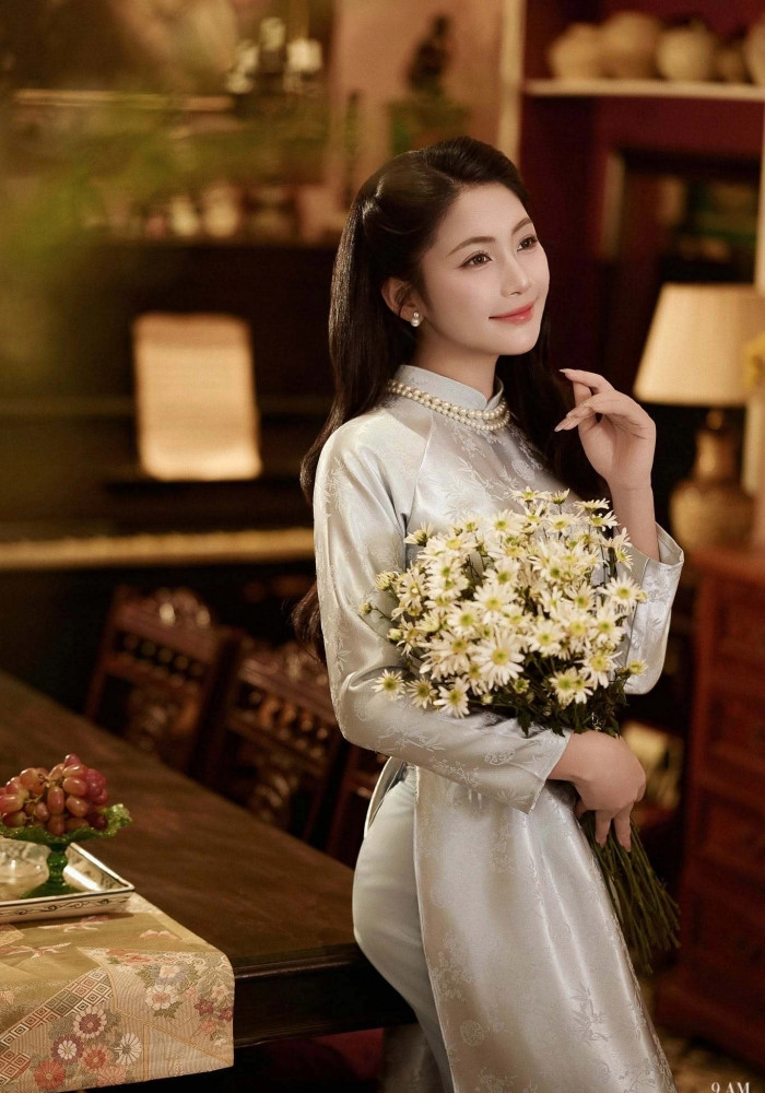 https://static-images.vnncdn.net/vps_images_publish/000001/000003/2026/10/26/batch-thi-sinh-nong-thi-hang-o-the-face-vietnam-14-1781422645-700.jpg