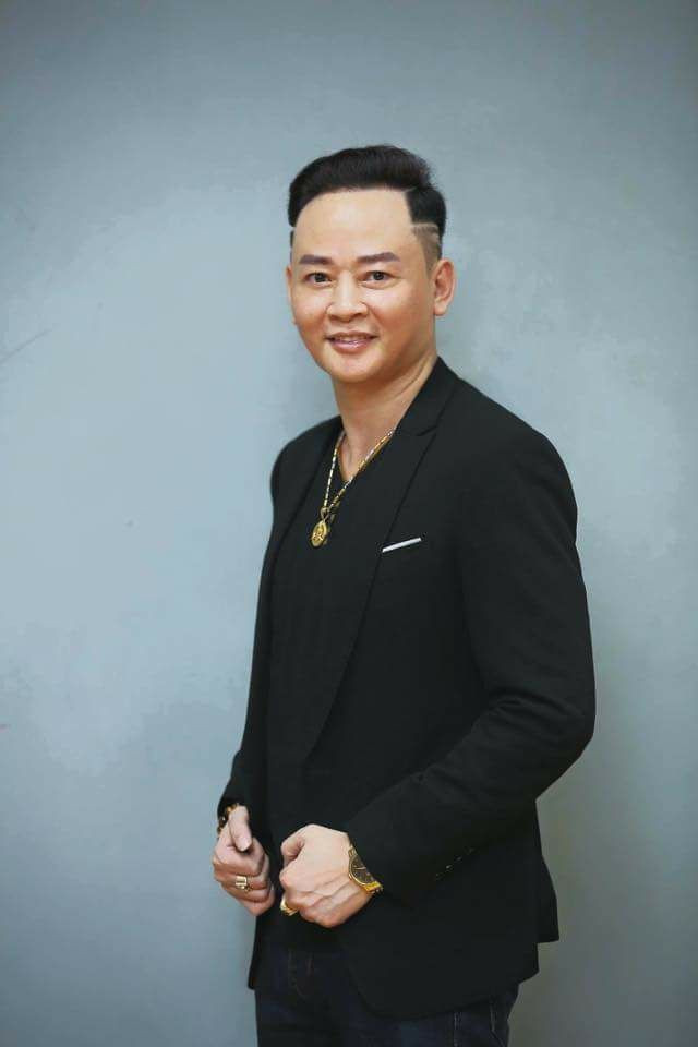 dien-vien-viet-co-4-doi-vo-dung-dong-phim-vi-benh-tim-nay-livestream-ban-do-cu-muu-sinh-1-1792987872.jpg