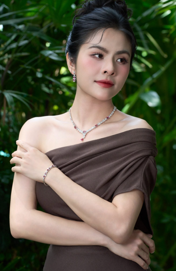 van-trang-6-1793157617.png