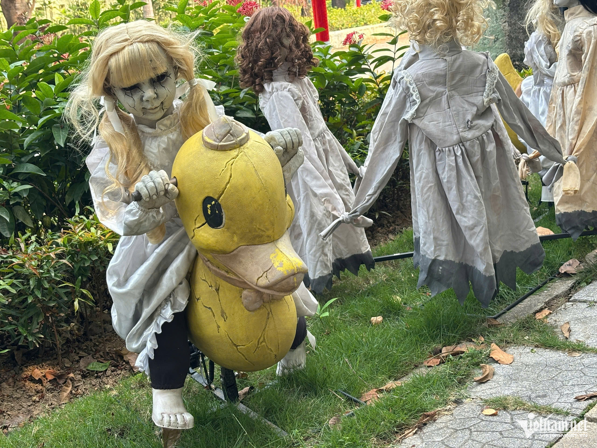 W-halloween3.jpg