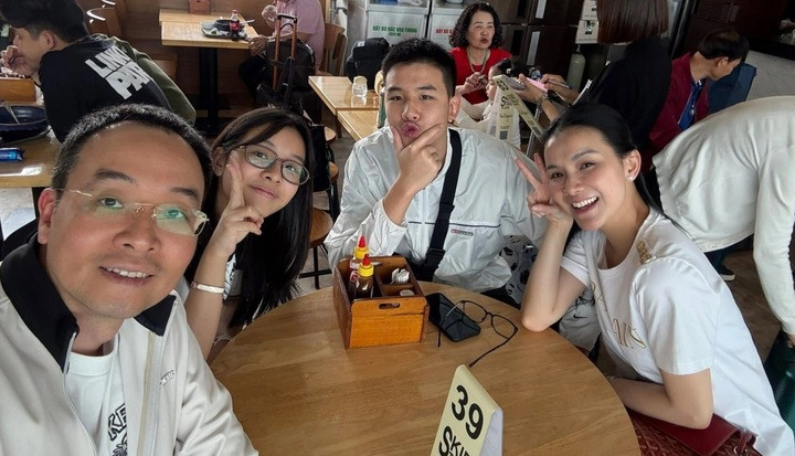 Rời showbiz lấy chồng, cuộc sống Hoa hậu Hoàn Vũ Việt Nam đầu tiên giờ ra sao? - 4