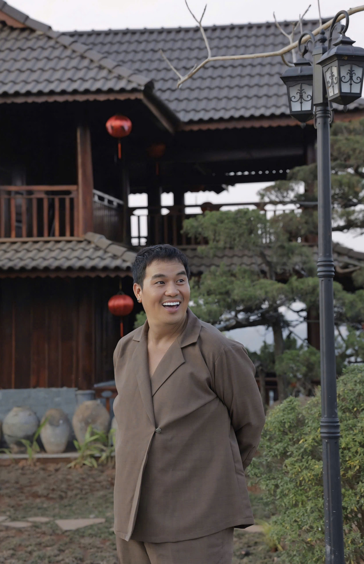 Nghệ sĩ Hoàng Mập xây dinh thự 10.000m2 tặng vợ con插图3 batch_z7474521074269_ce2ef9ef2c2536dd88d132d6be8e818b.jpg