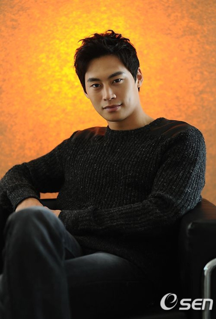 Nam diễn viên Jung Eun Woo qua đời đột ngột ở tuổi 40.