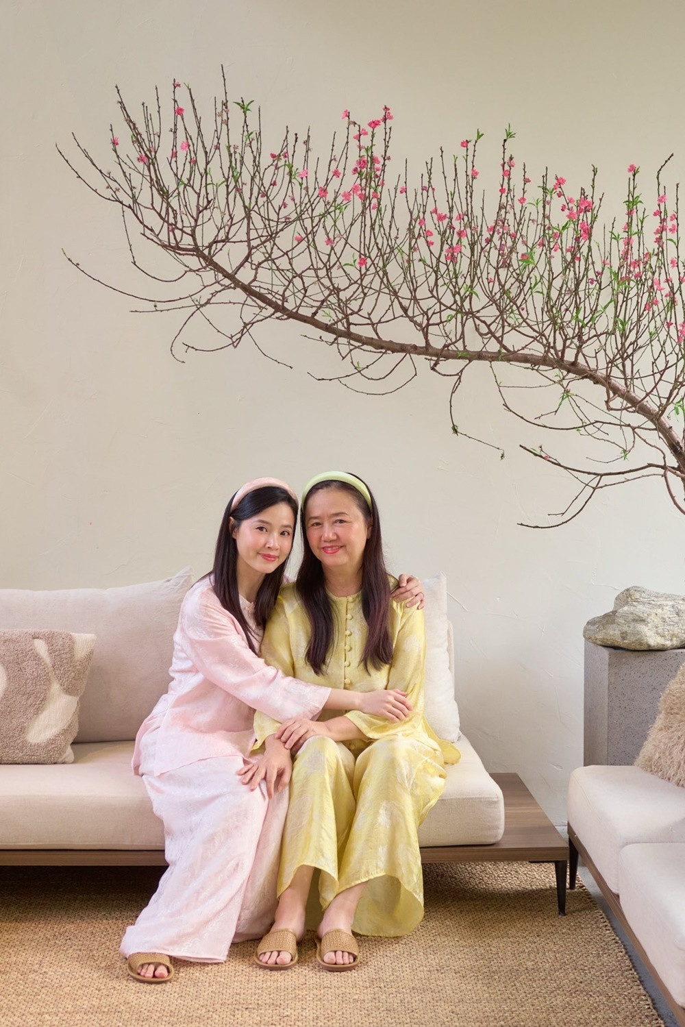 Ảnh đón Tết bình dị của gia đình Midu插图 zmiduuuuu1.jpg