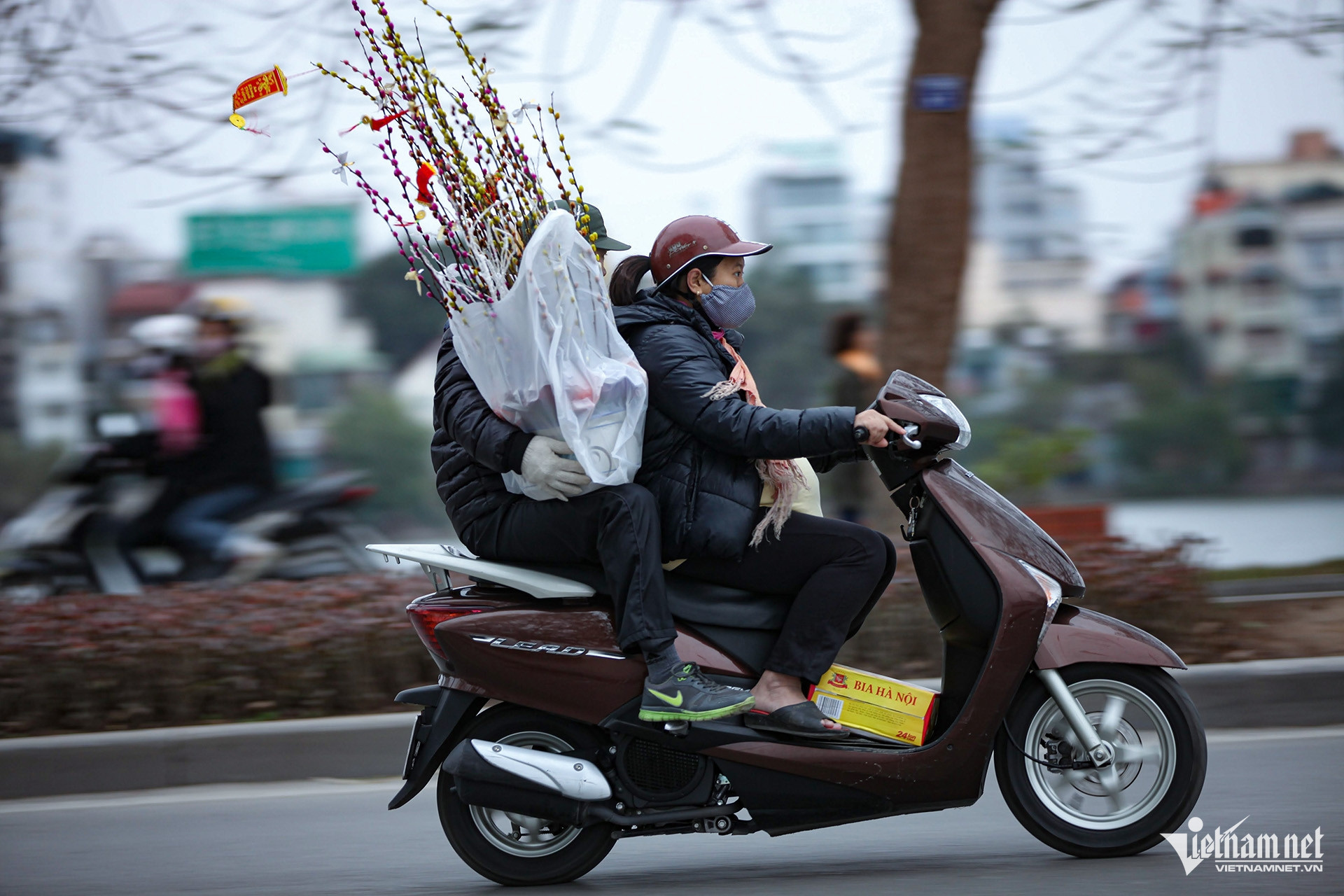 Không khí lạnh suy yếu, miền Bắc sáng mưa, trưa nắng插图 W-ret HN LAD 1.jpg