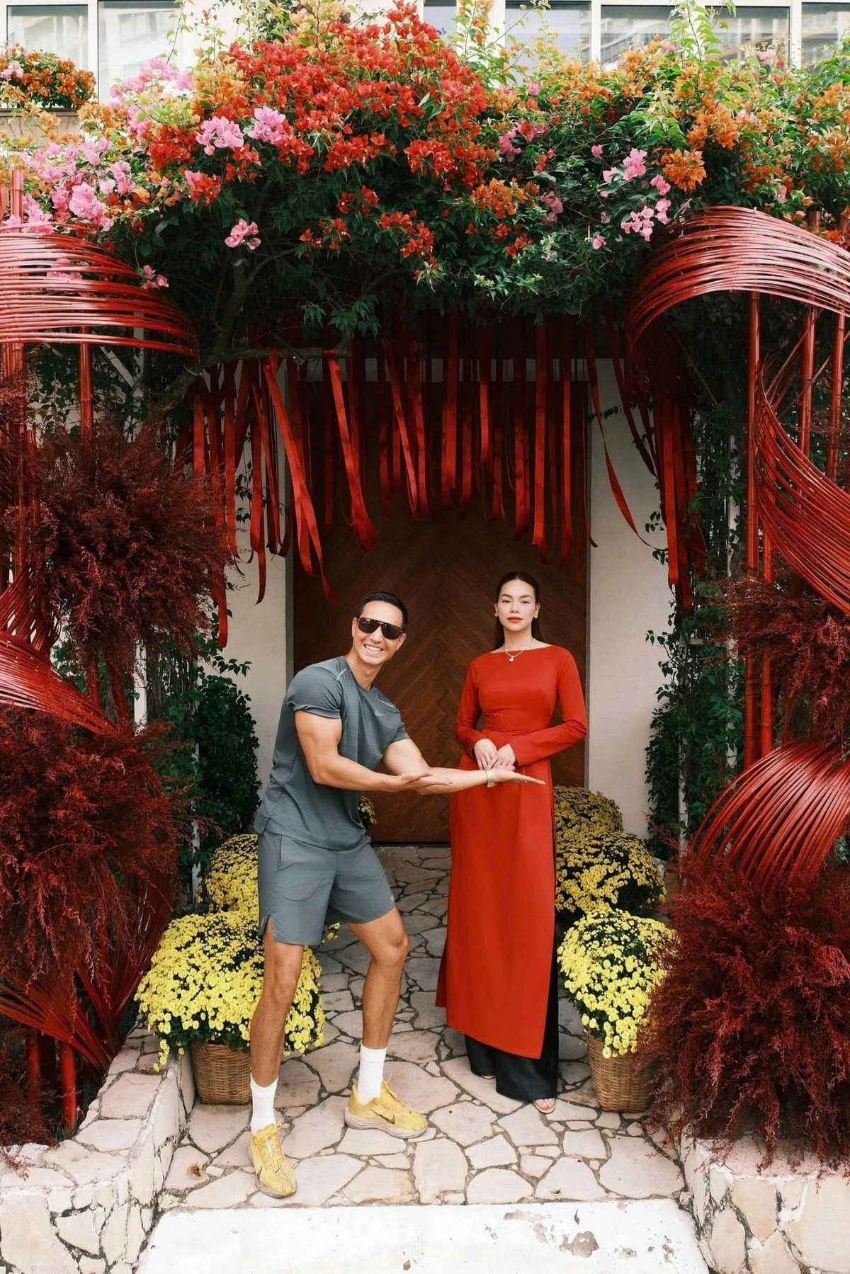 sao viet di cho hoa, trang hoang nha don tet binh ngo hinh anh 5