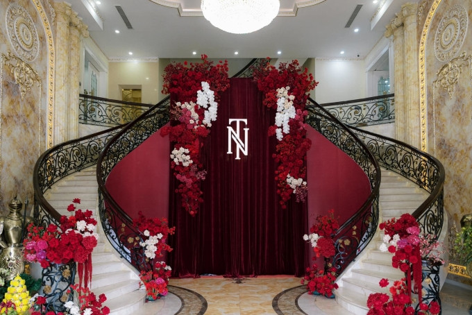 MC Mai Ngọc đón Tết 2026 tại biệt thự nhà chồng hạnh phúc viên mãn - Ảnh 13.