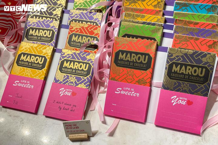 Trùng với Tết Nguyên đán, thị trường Valentine bị lấn át, vắng khách bất ngờ插图4 Trùng với Tết Nguyên đán, thị trường Valentine bị lấn át, vắng khách bất ngờ - 5
