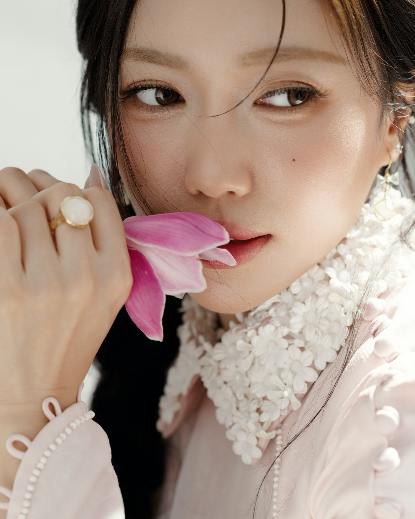 Diệu Nhi đẹp dịu dàng trước thềm năm mới, biết ơn vì được khán giả yêu thương插图1 Diệu Nhi đẹp dịu dàng trước thềm năm mới, biết ơn vì được khán giả yêu thương - Ảnh 3.